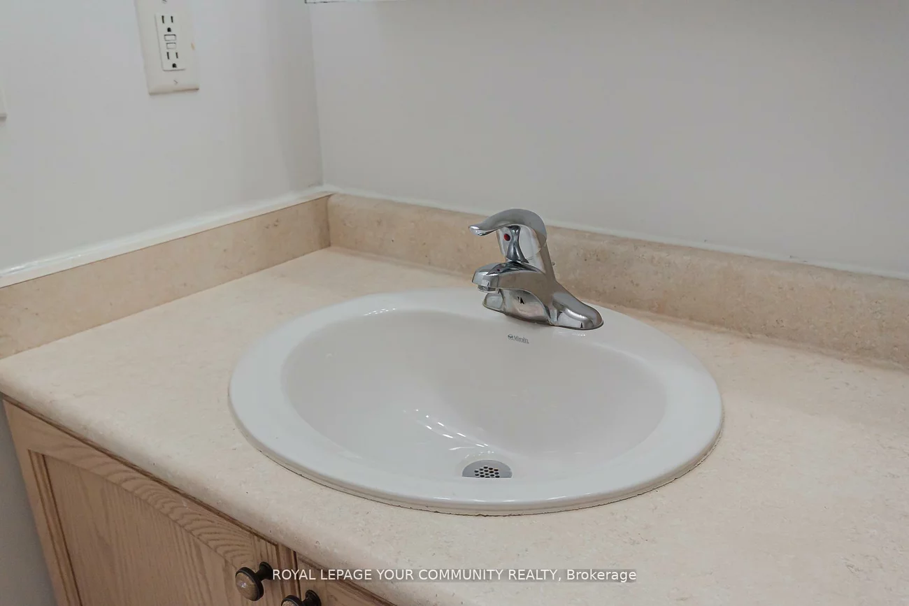 11, Oneida, Langstaff, Richmond Hill