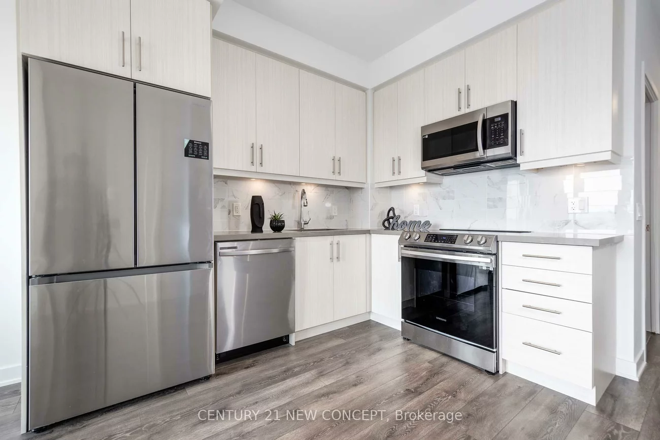 105, Onieda, Langstaff, Richmond Hill