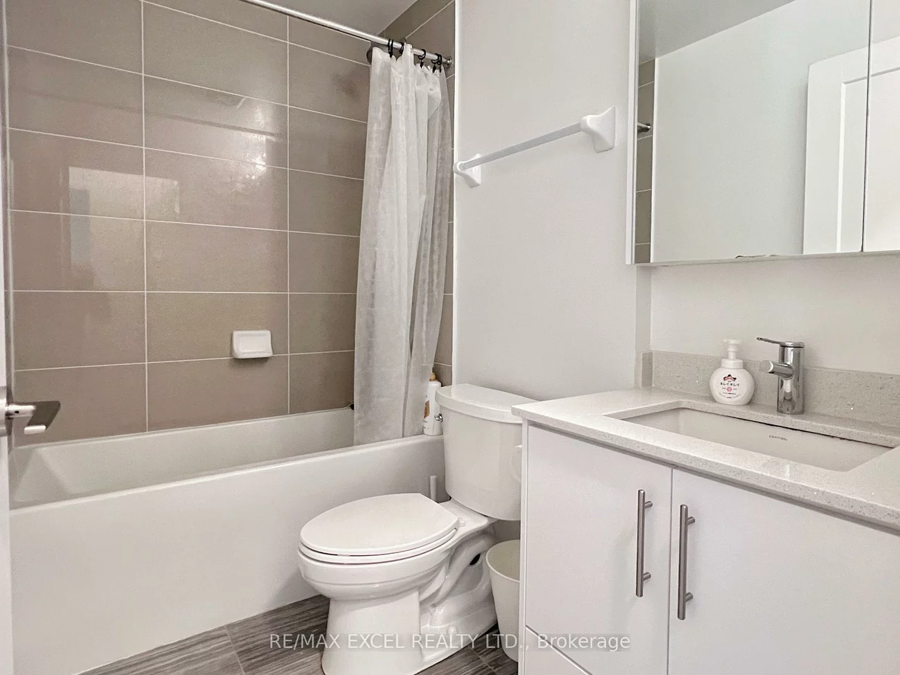 105, Oneida, Langstaff, Richmond Hill
