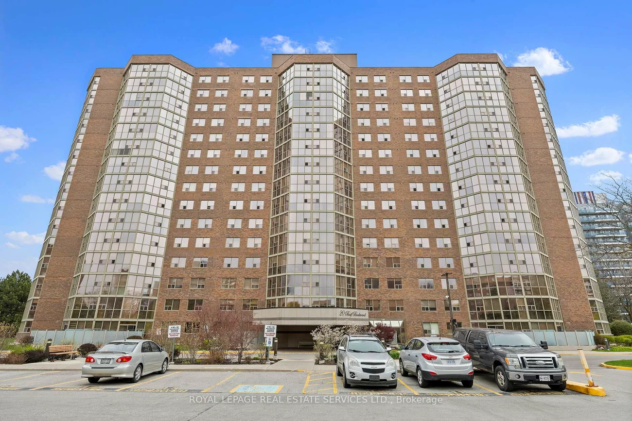 20, Baif, North Richvale, Richmond Hill