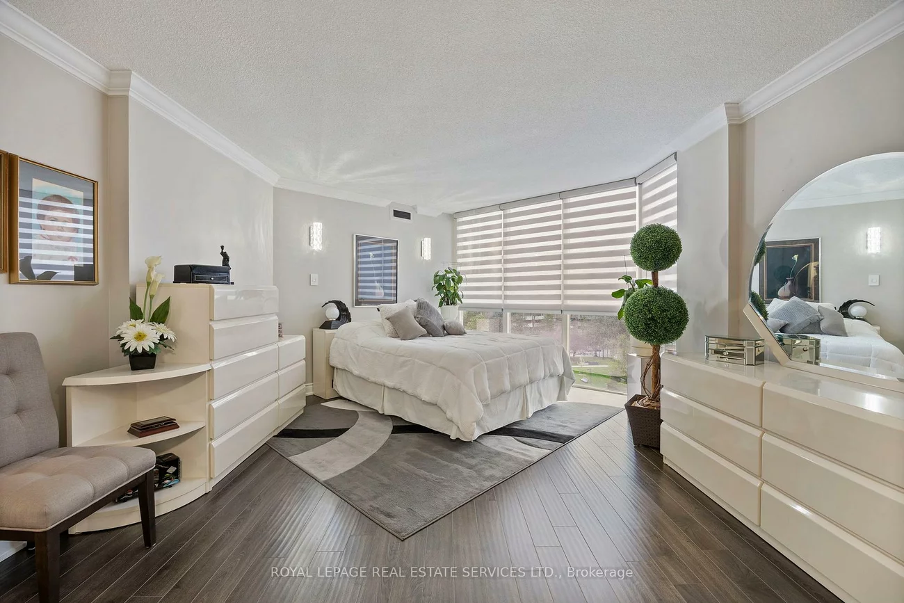 20, Baif, North Richvale, Richmond Hill