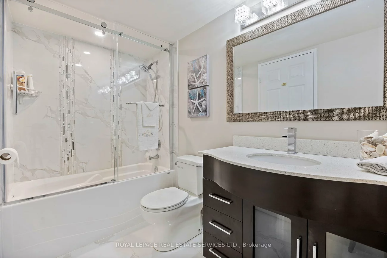 20, Baif, North Richvale, Richmond Hill