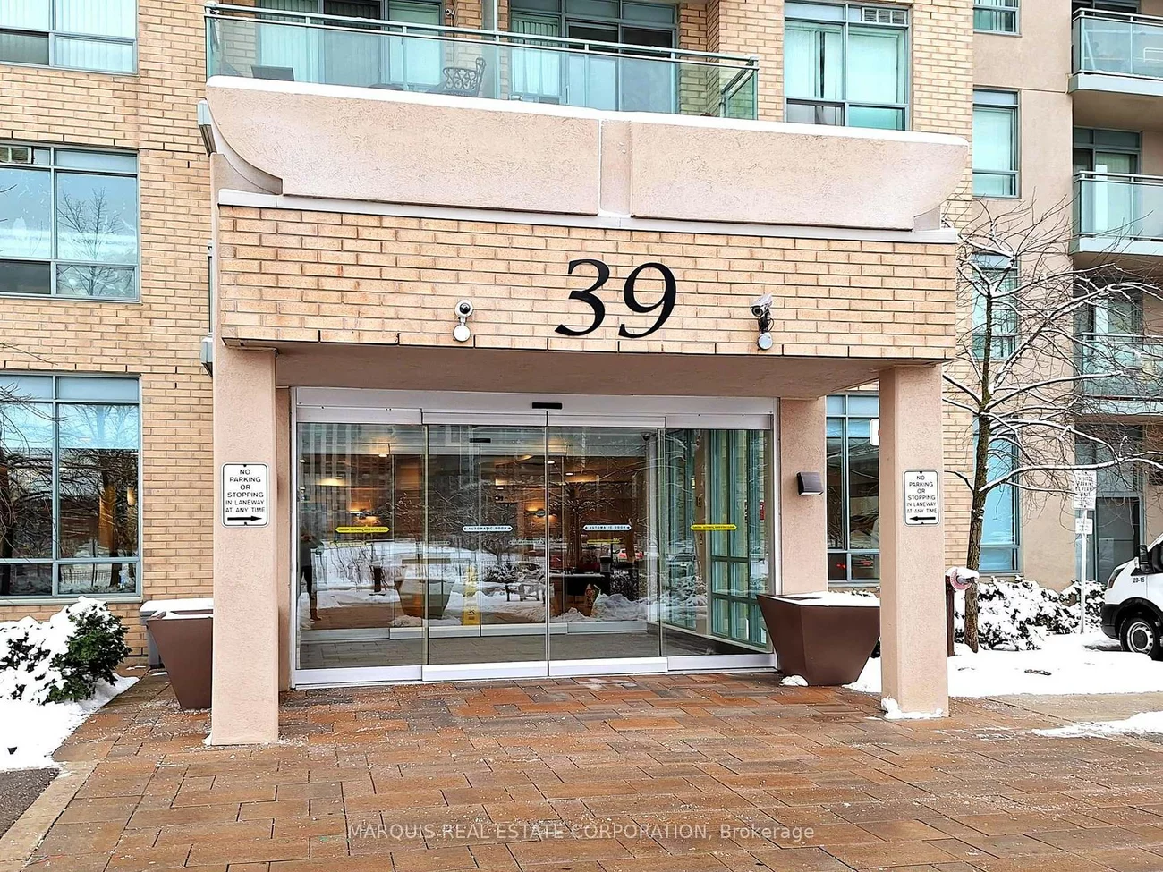 39, Oneida, Langstaff, Richmond Hill