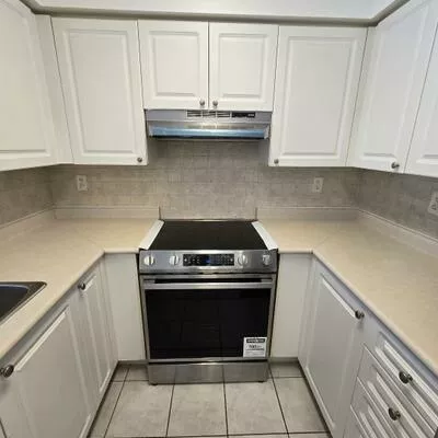 39, Oneida, Langstaff, Richmond Hill