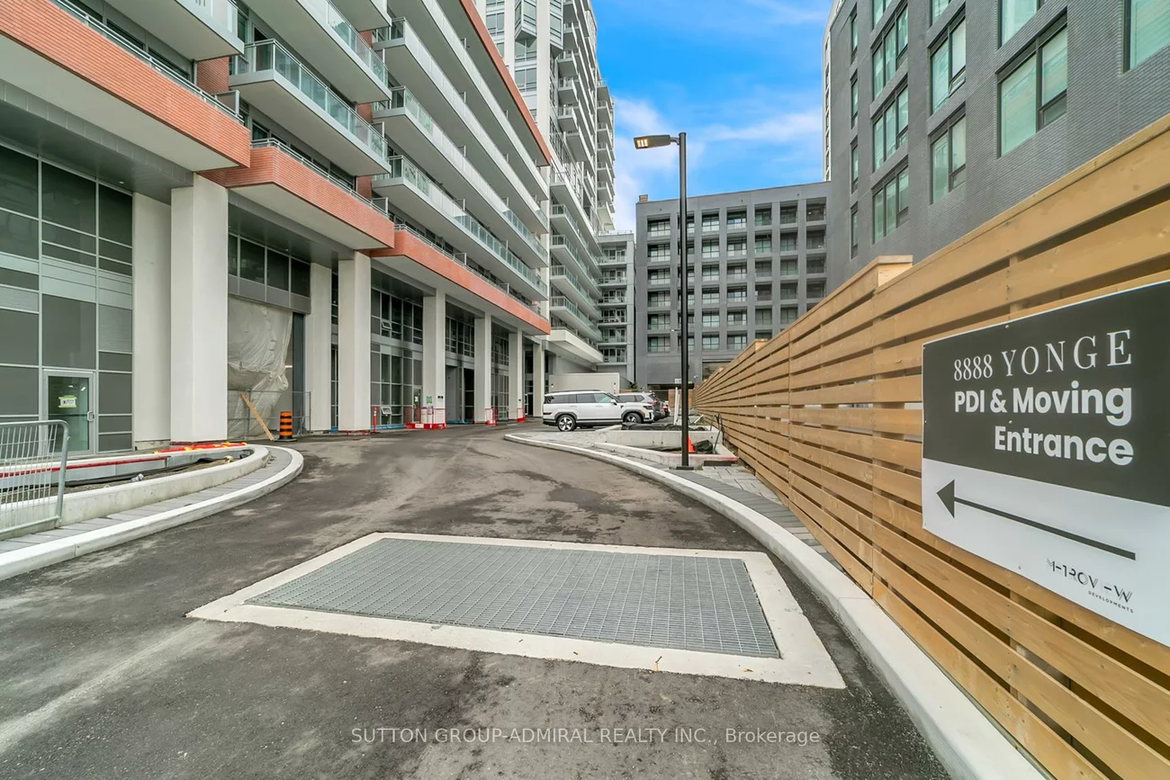 8888, Yonge, South Richvale, Richmond Hill