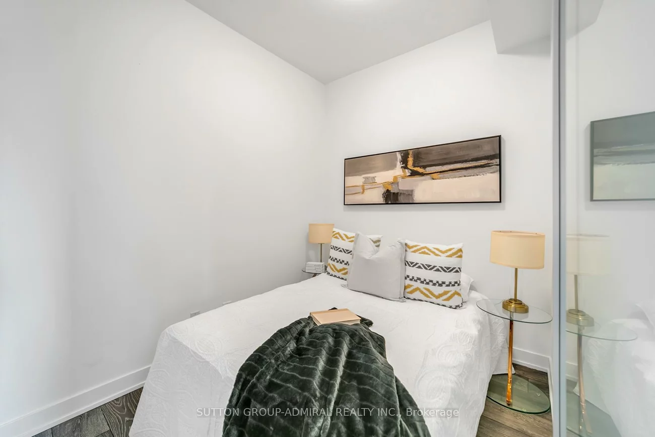 8888, Yonge, South Richvale, Richmond Hill