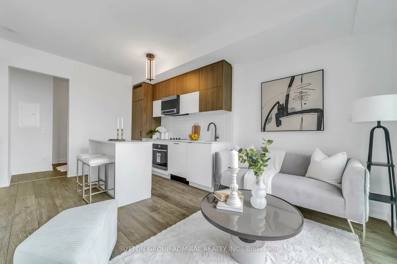 8888, Yonge, South Richvale, Richmond Hill