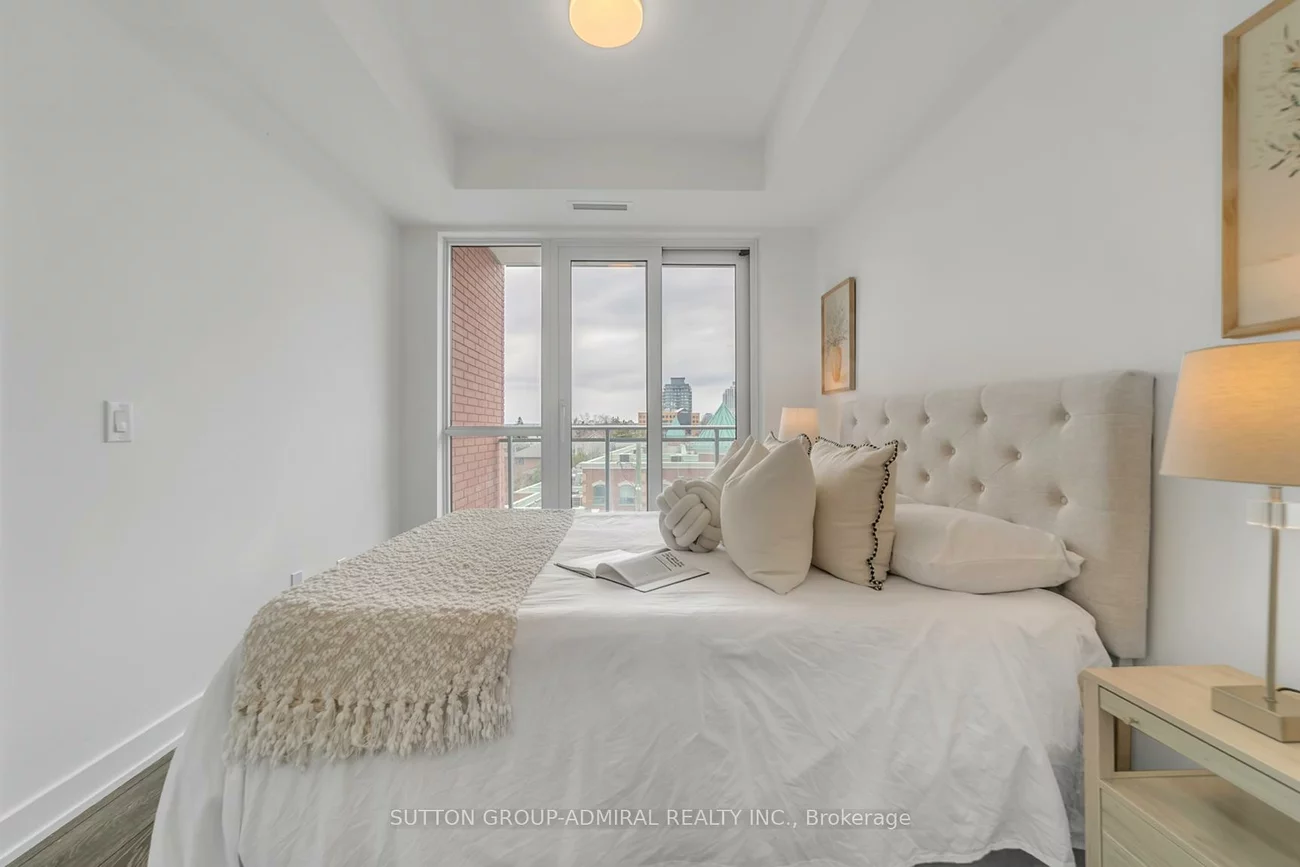 8888, Yonge, South Richvale, Richmond Hill