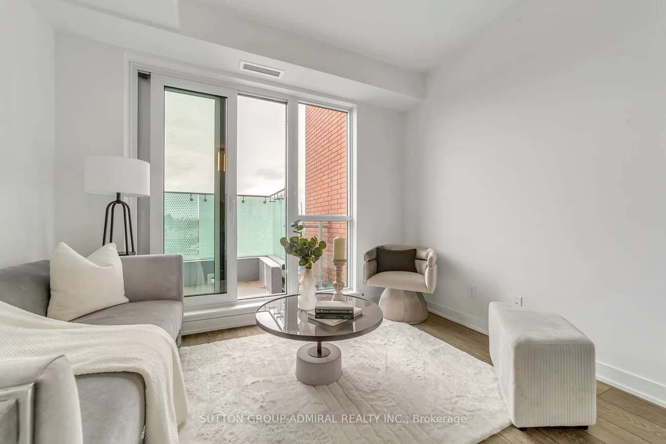 8888, Yonge, South Richvale, Richmond Hill