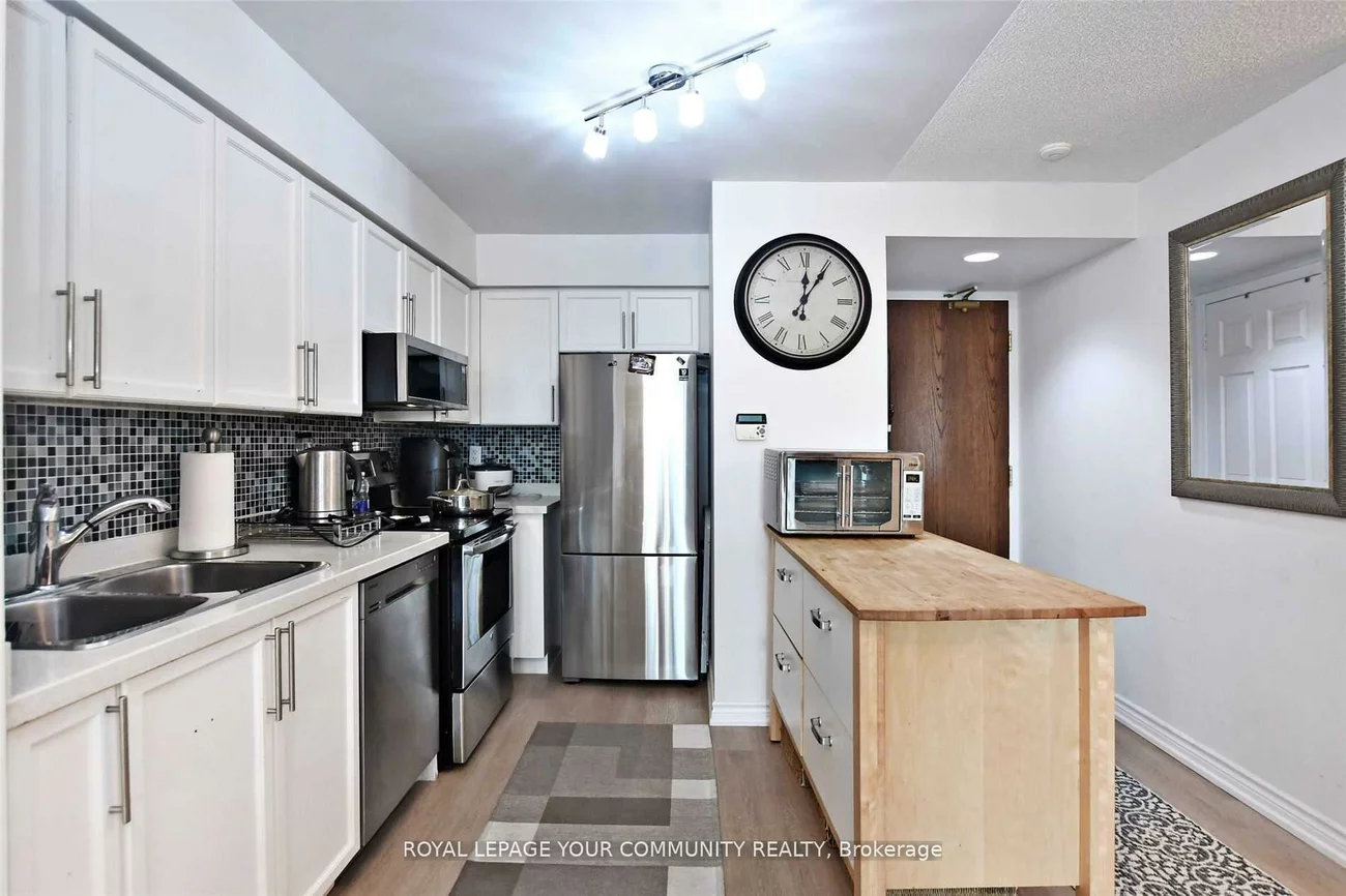 23, Oneida, Langstaff, Richmond Hill