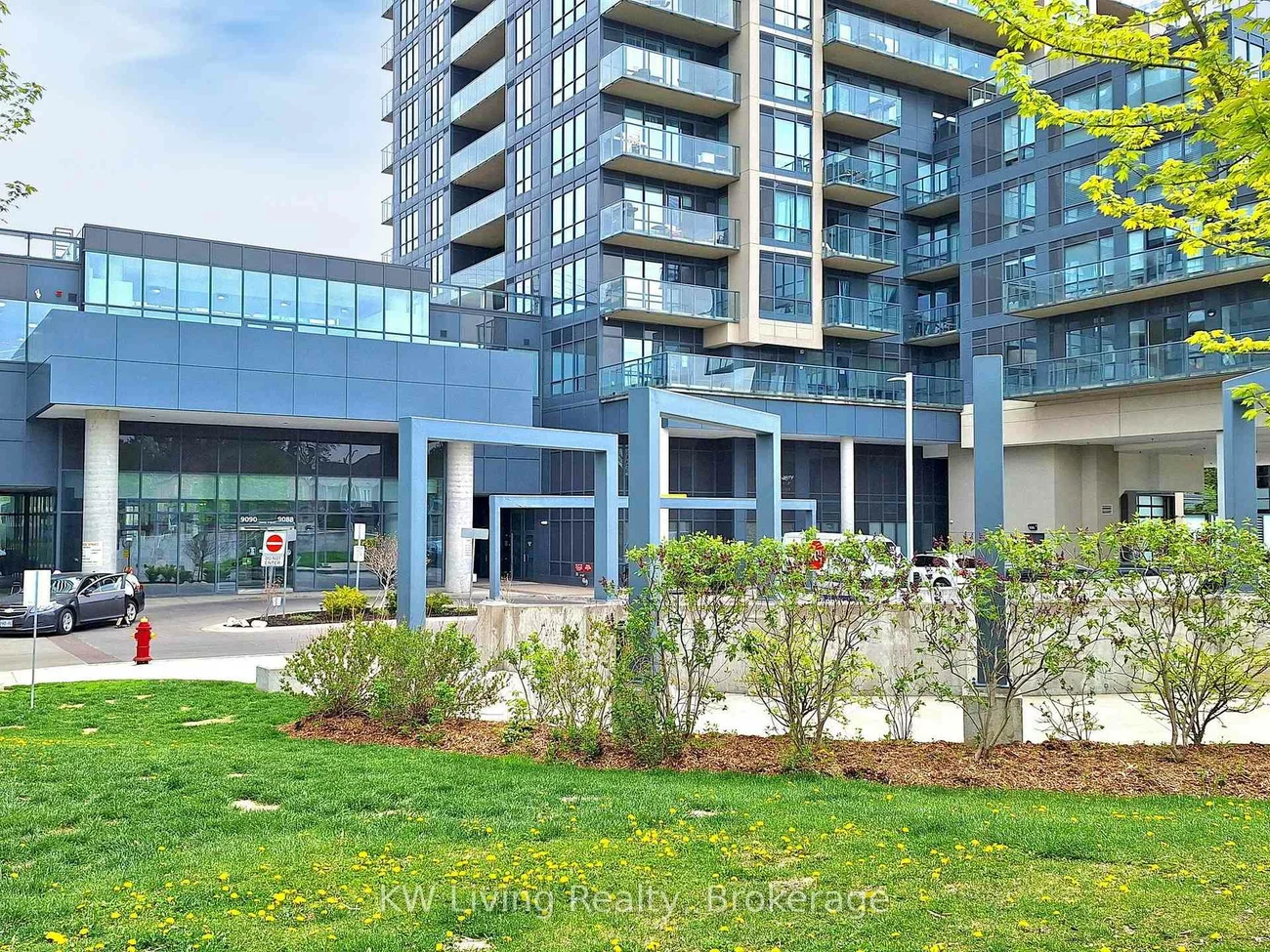 9088, Yonge, South Richvale, Richmond Hill