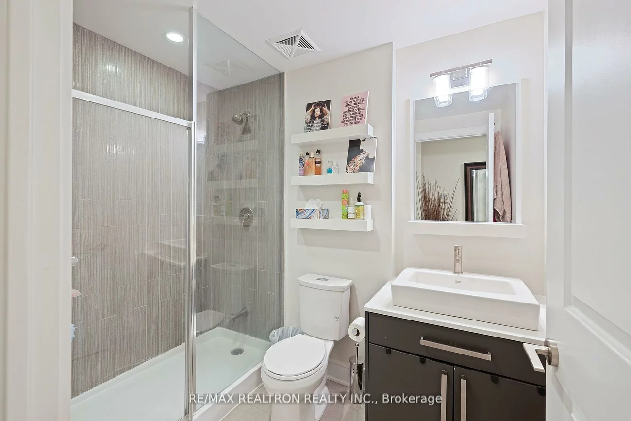 9199, Yonge, Langstaff, Richmond Hill