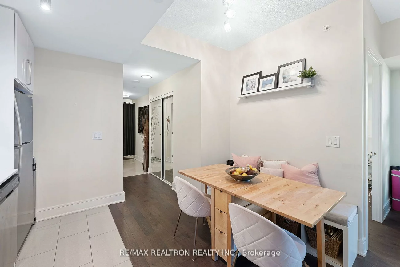 9199, Yonge, Langstaff, Richmond Hill