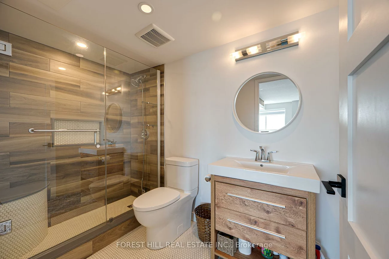 39, Oneida, Langstaff, Richmond Hill
