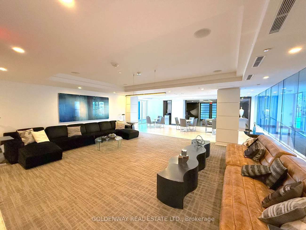 9471, Yonge, Observatory, Richmond Hill