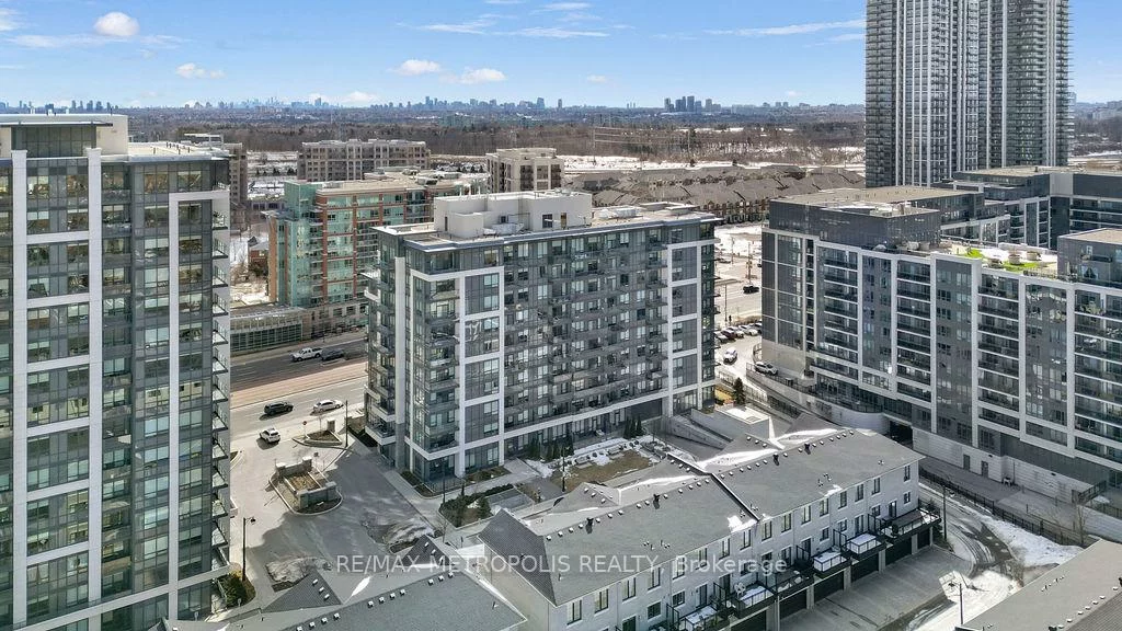 396, Highway 7, Doncrest, Richmond Hill