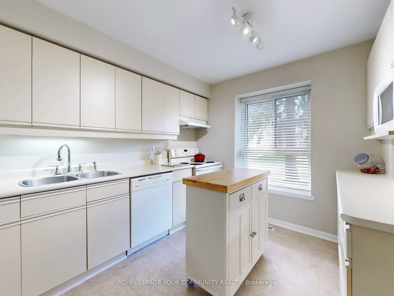 189, Springhead, North Richvale, Richmond Hill