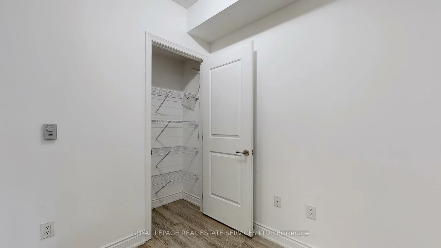 9618, Yonge, North Richvale, Richmond Hill