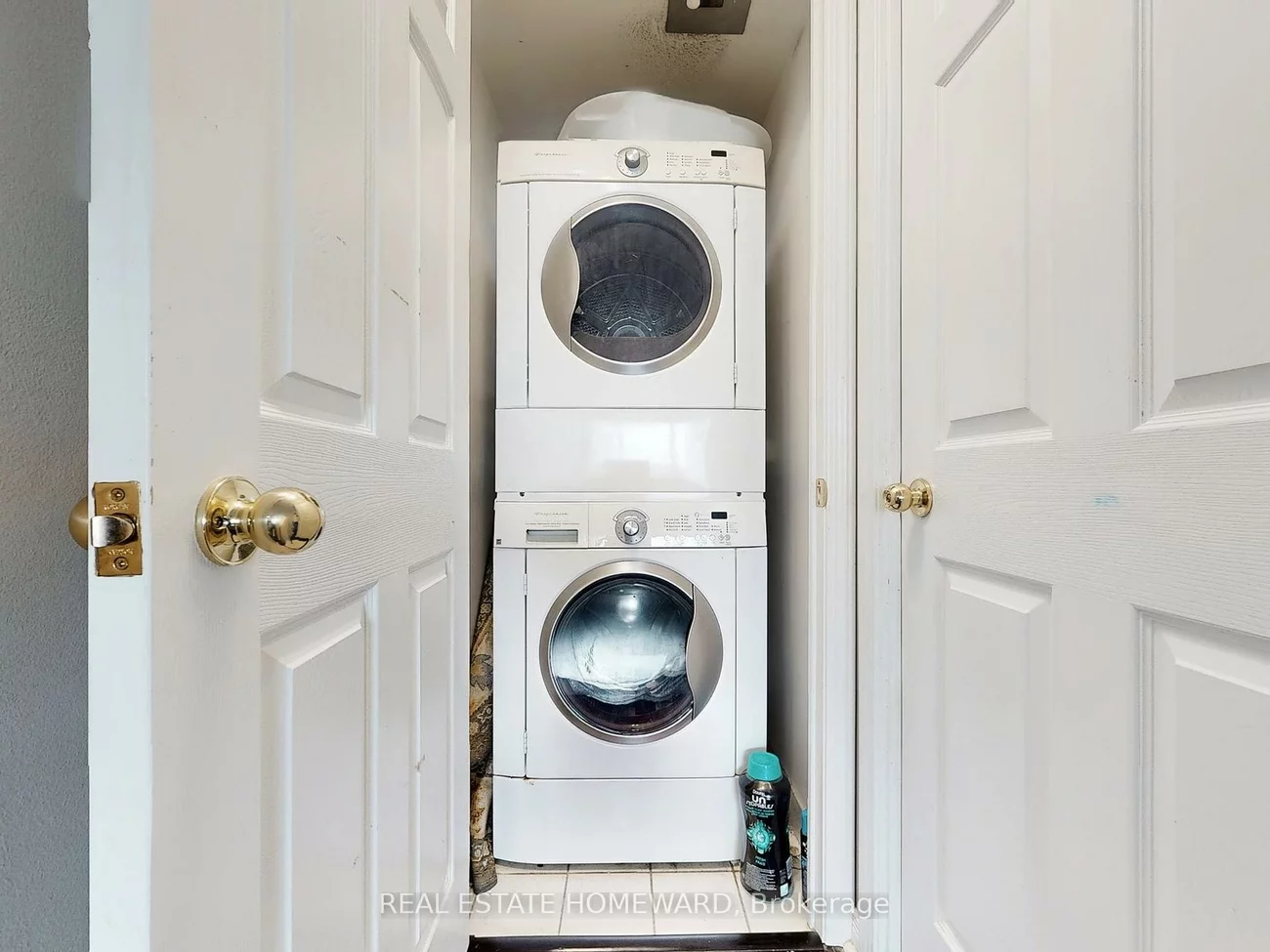 23, Oneida, Langstaff, Richmond Hill