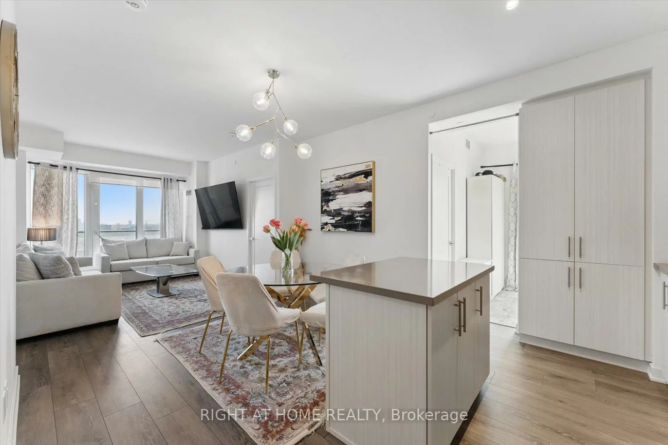 95, Oneida, Langstaff, Richmond Hill