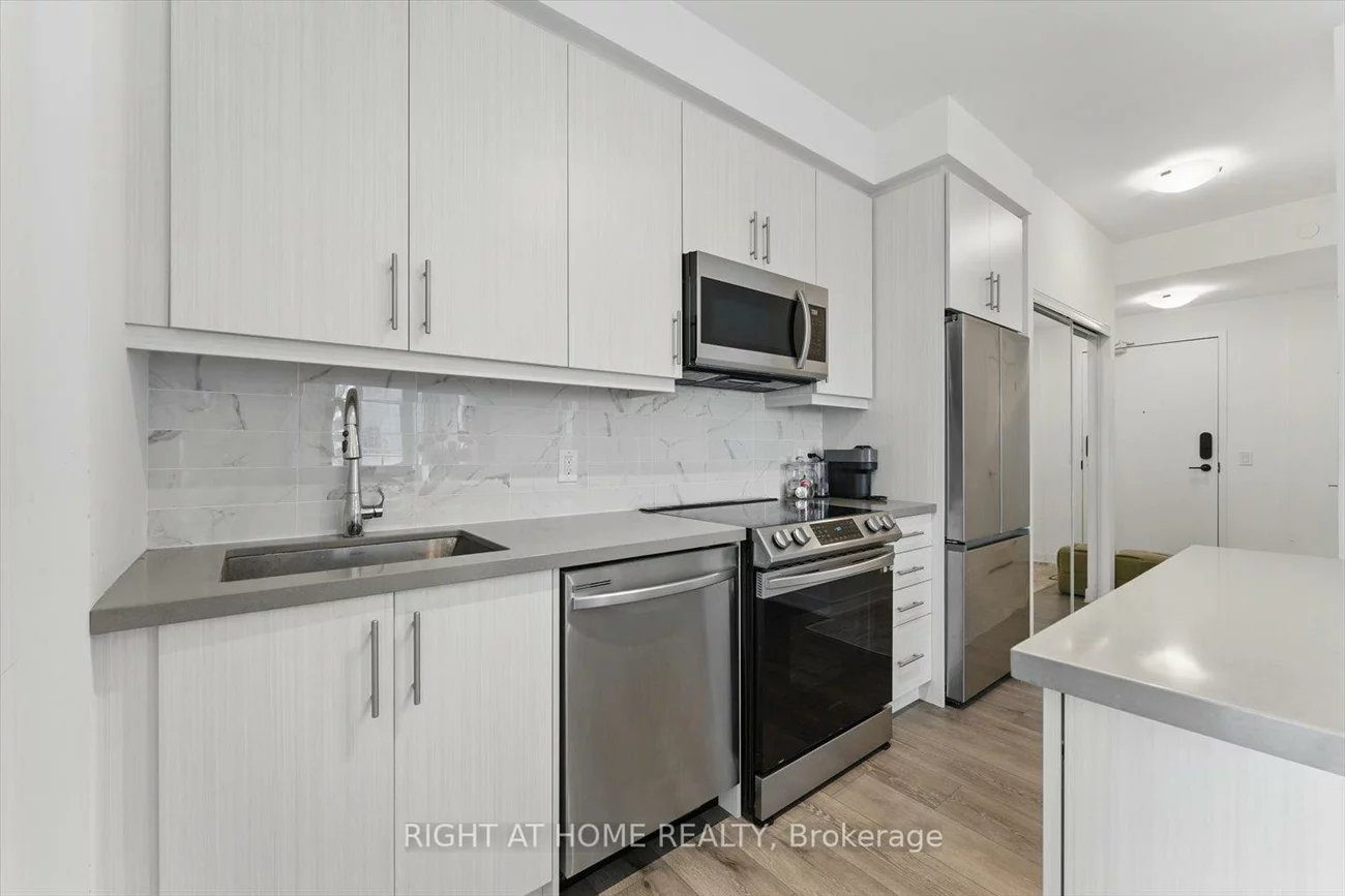 95, Oneida, Langstaff, Richmond Hill