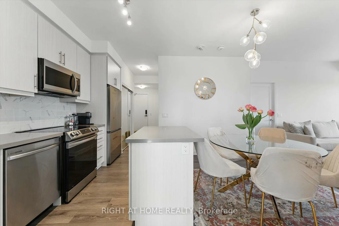 95, Oneida, Langstaff, Richmond Hill