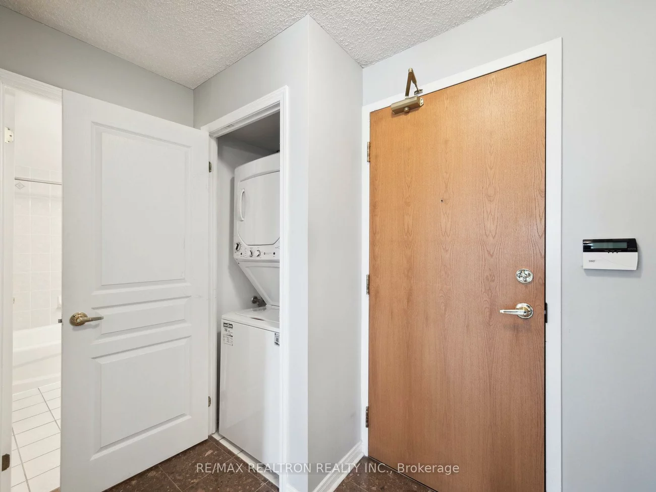 9, Northern Hts, Langstaff, Richmond Hill