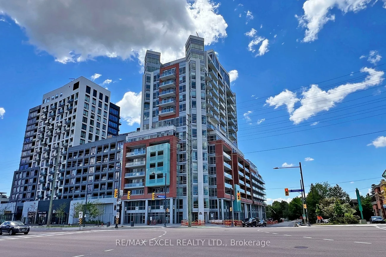 8888, Yonge, South Richvale, Richmond Hill