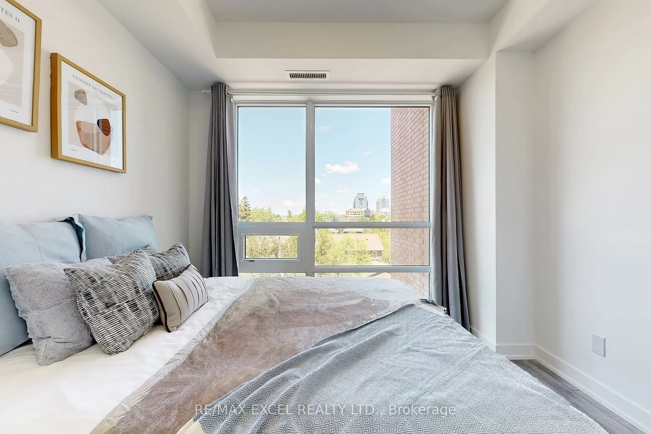 8888, Yonge, South Richvale, Richmond Hill