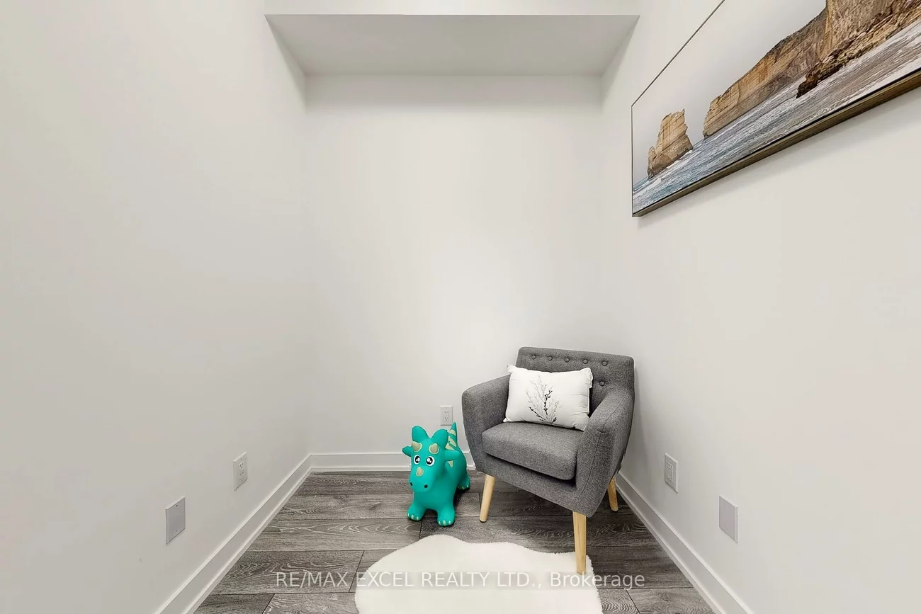8888, Yonge, South Richvale, Richmond Hill