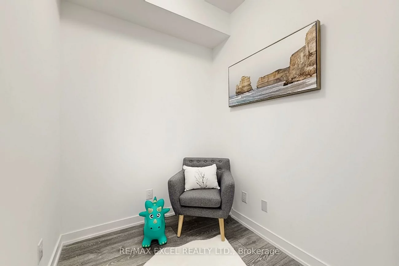 8888, Yonge, South Richvale, Richmond Hill