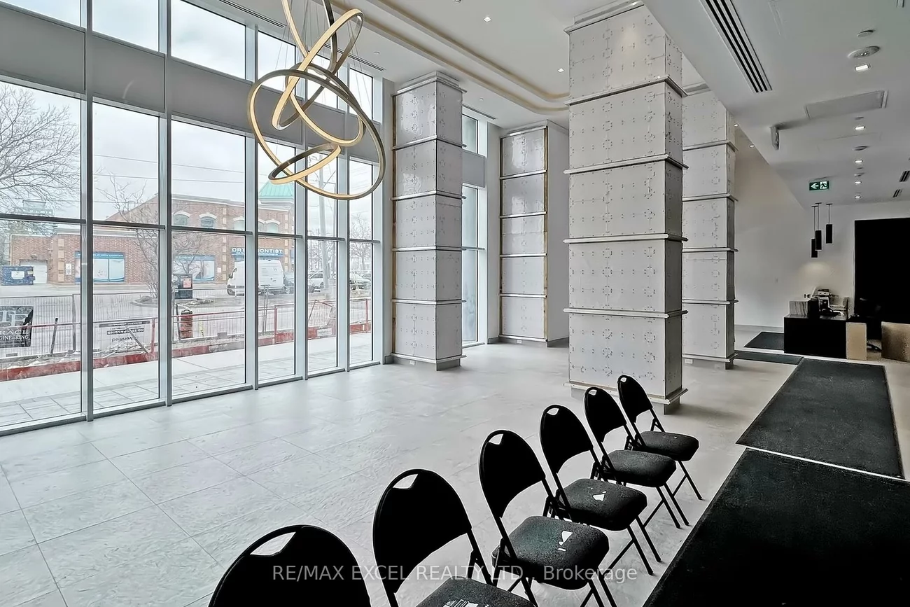 8888, Yonge, South Richvale, Richmond Hill