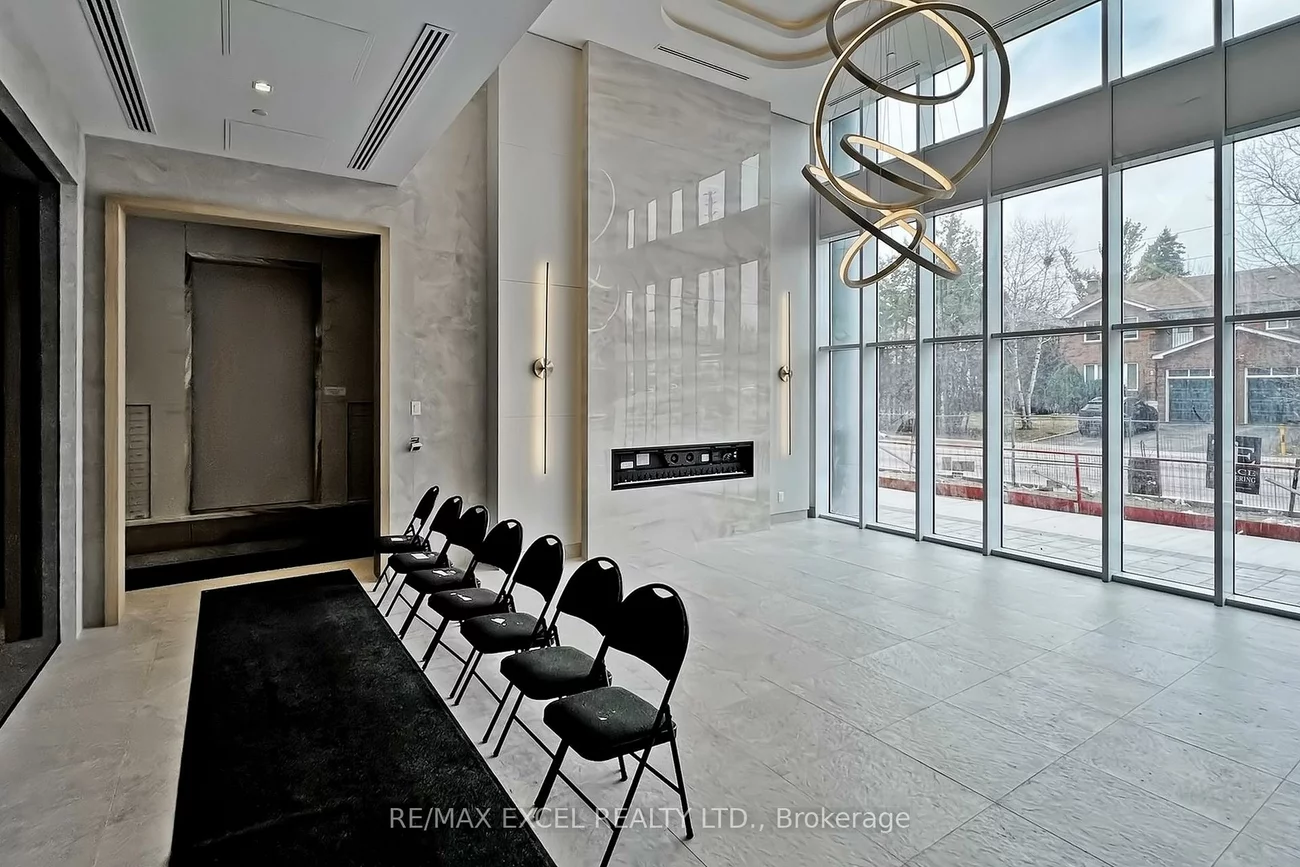 8888, Yonge, South Richvale, Richmond Hill