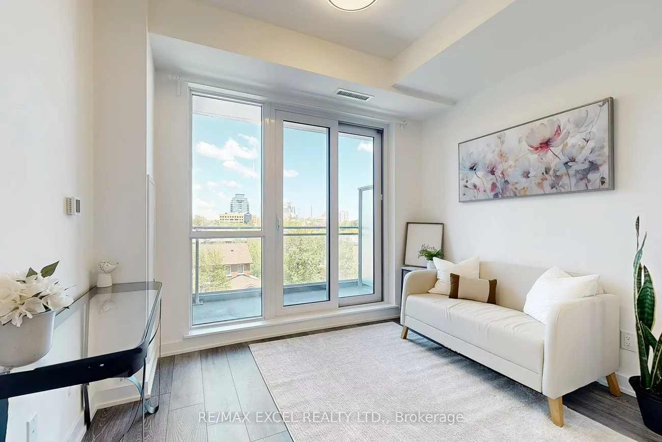 8888, Yonge, South Richvale, Richmond Hill