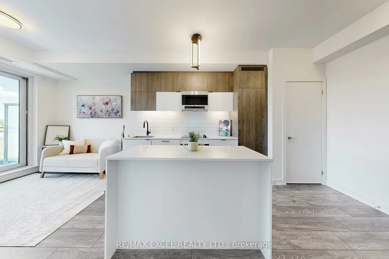 8888, Yonge, South Richvale, Richmond Hill