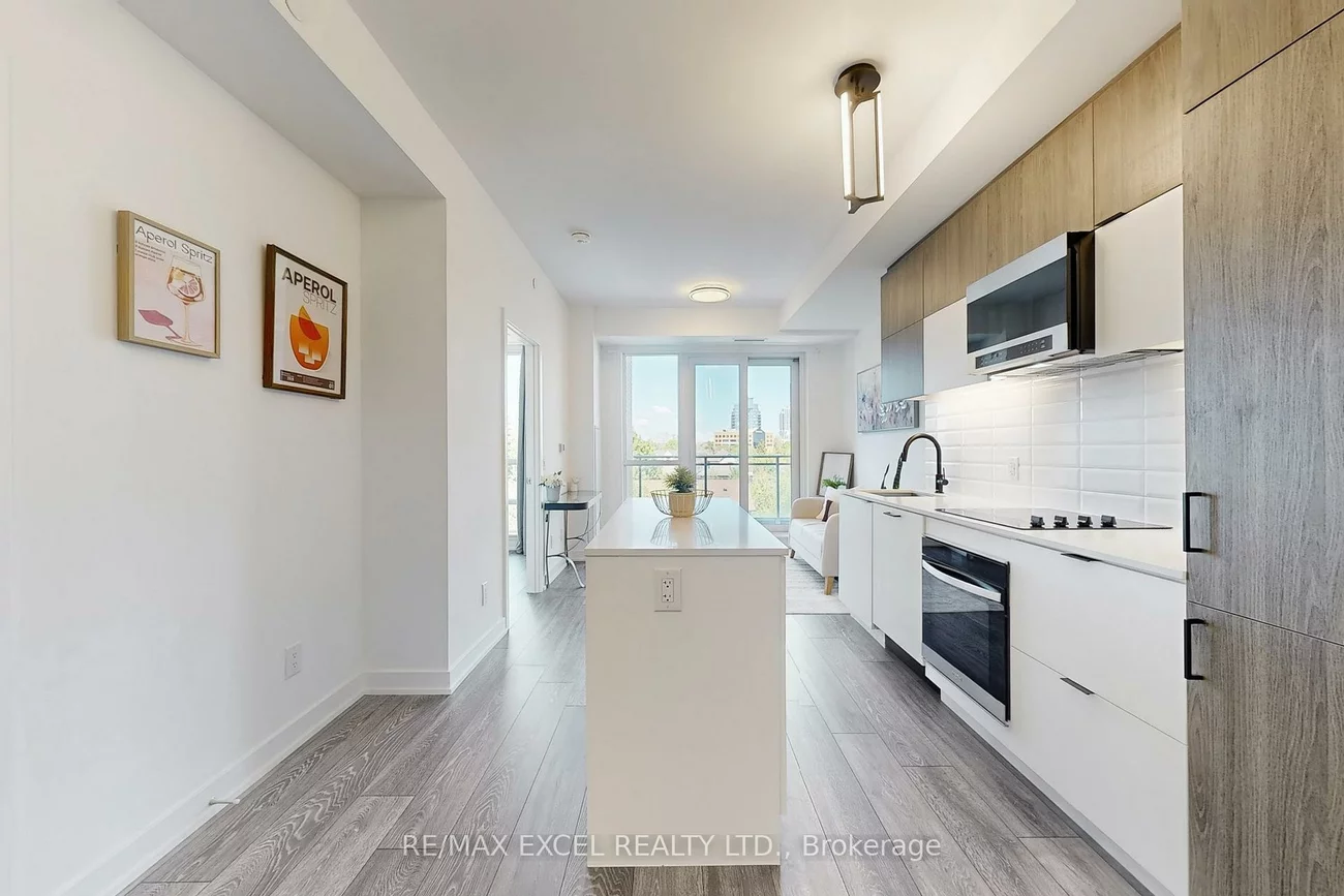 8888, Yonge, South Richvale, Richmond Hill