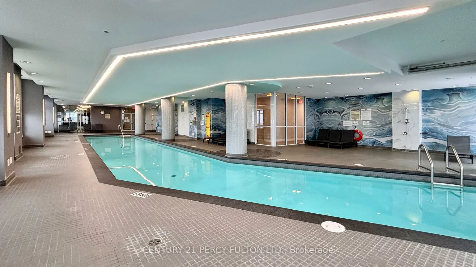 9201, yonge, Langstaff, Richmond Hill