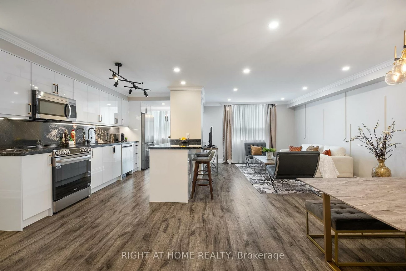 30, Harding, North Richvale, Richmond Hill
