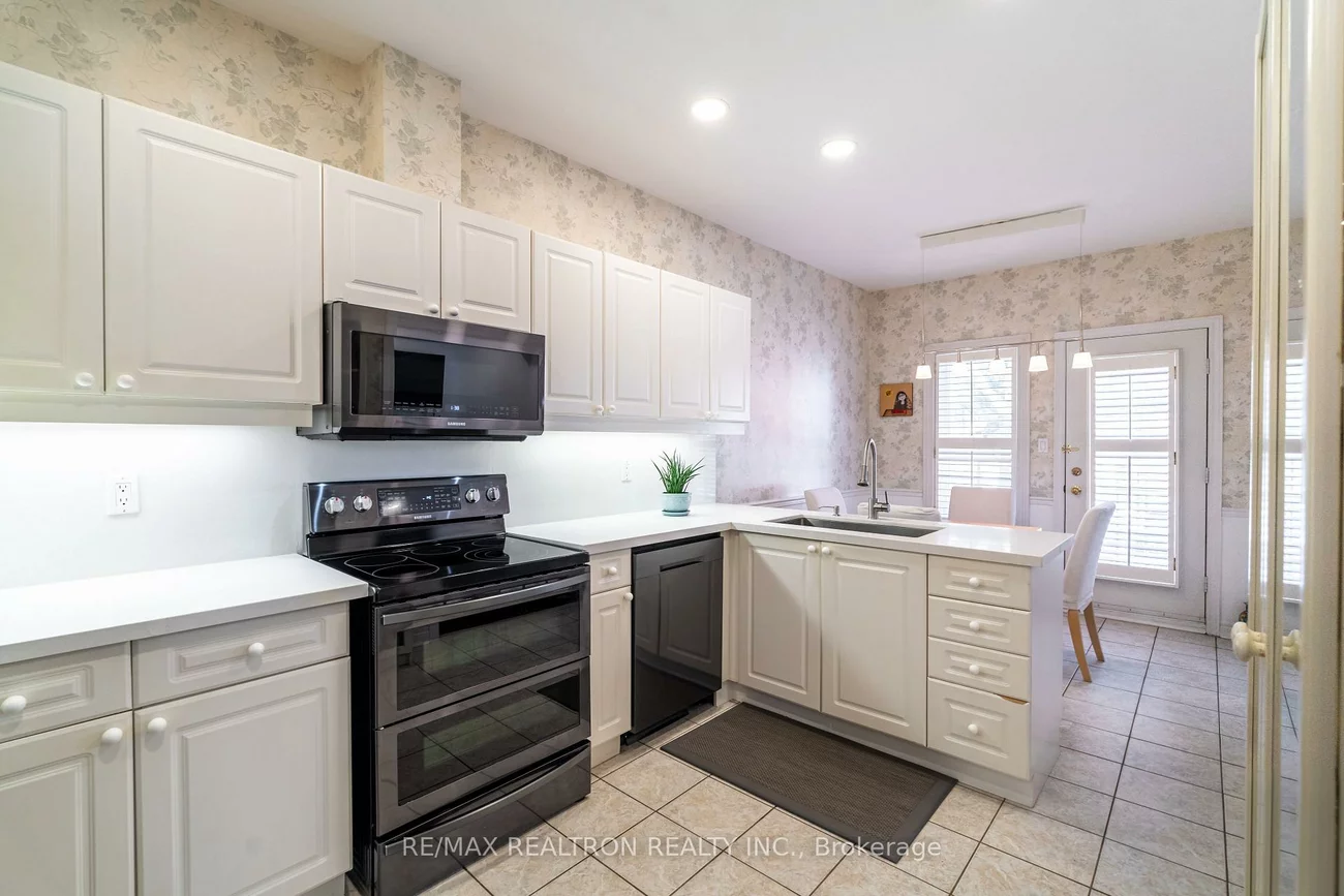 190, HARDING BLVD, North Richvale, Richmond Hill