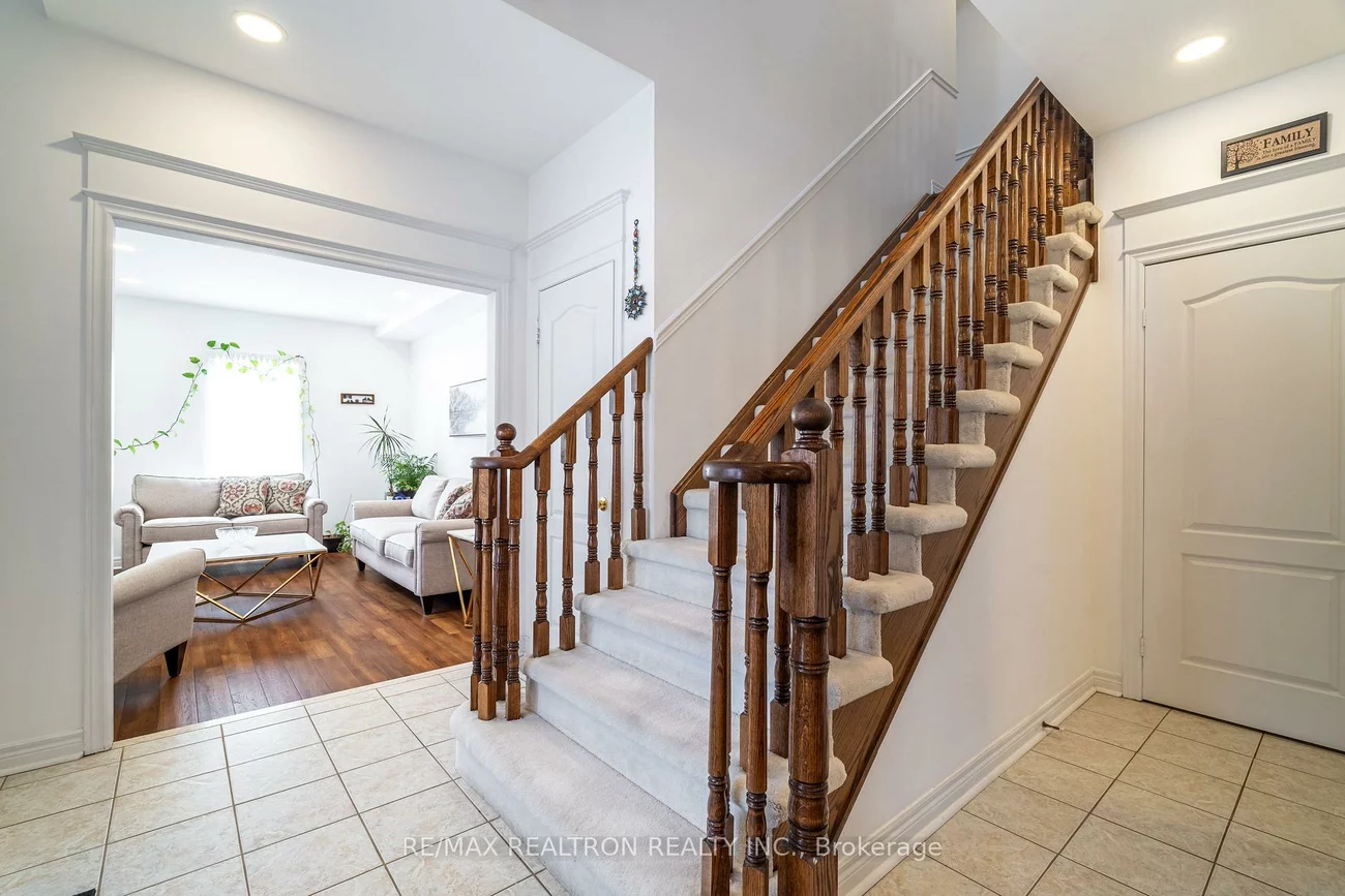 190, HARDING BLVD, North Richvale, Richmond Hill