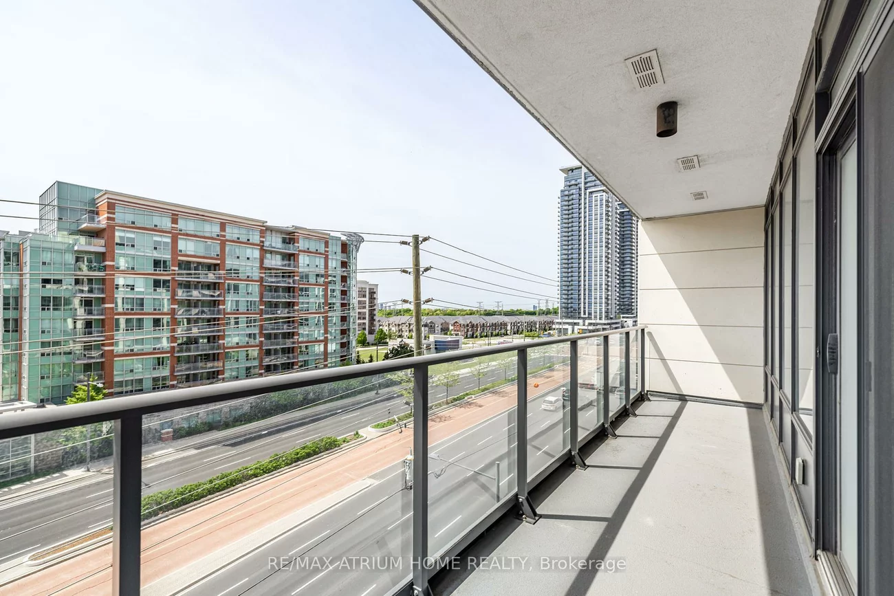 396, Highway 7, Doncrest, Richmond Hill