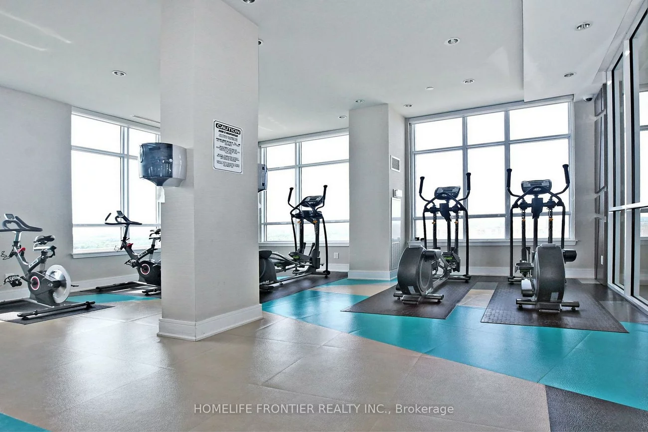 9201, Yonge, Langstaff, Richmond Hill