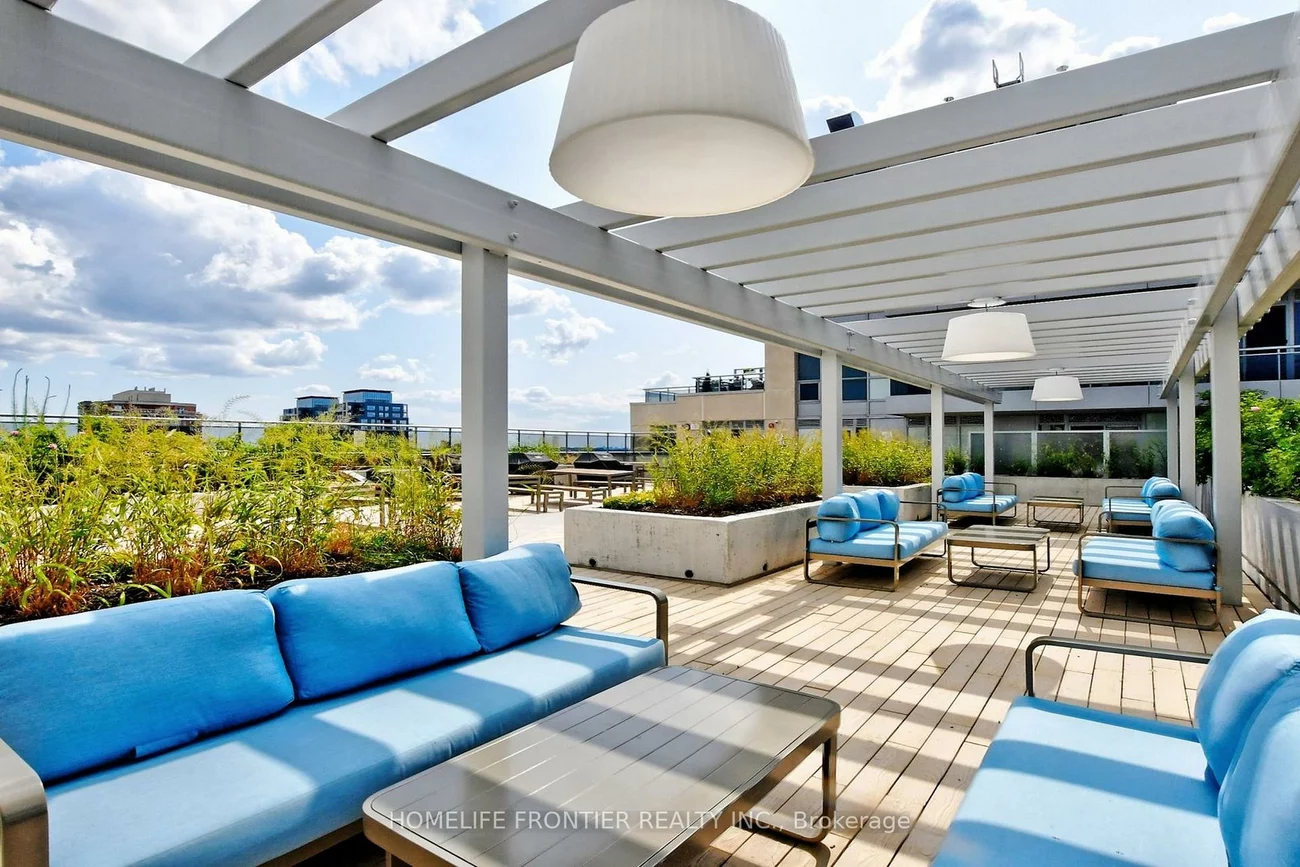 9201, Yonge, Langstaff, Richmond Hill