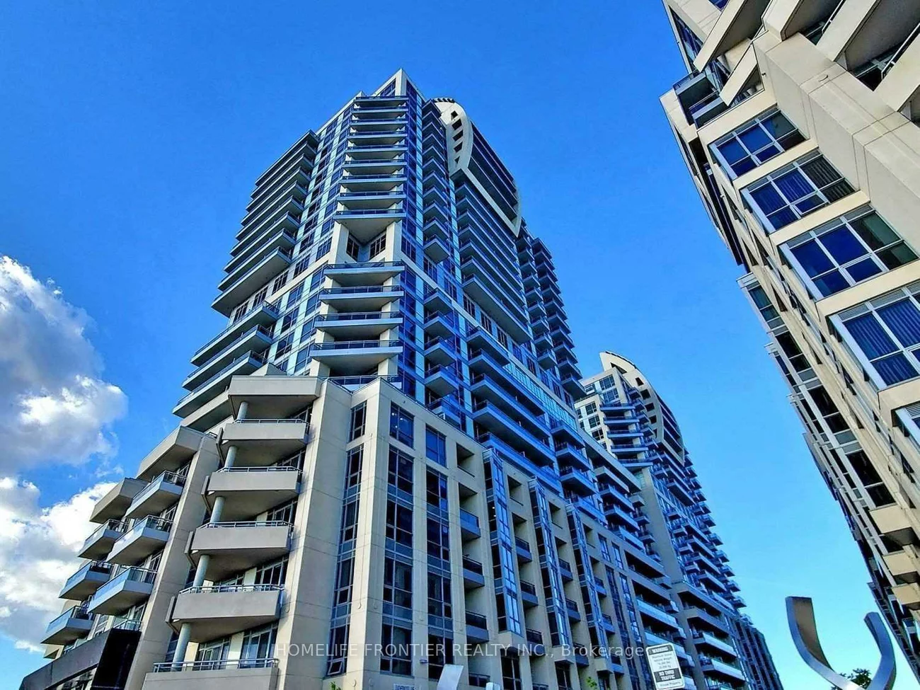 9201, Yonge, Langstaff, Richmond Hill