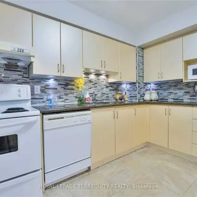 8501, Bayview, Doncrest, Richmond Hill