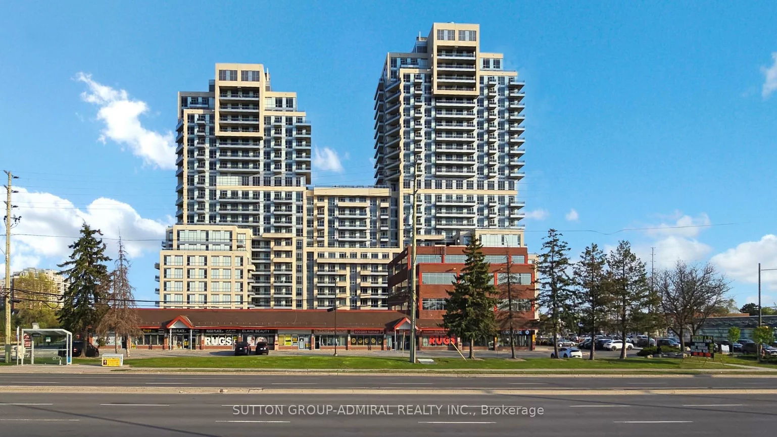 9205, Yonge, Langstaff, Richmond Hill