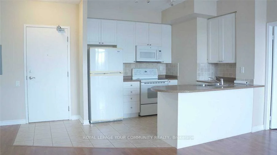 11121, Yonge, Devonsleigh, Richmond Hill