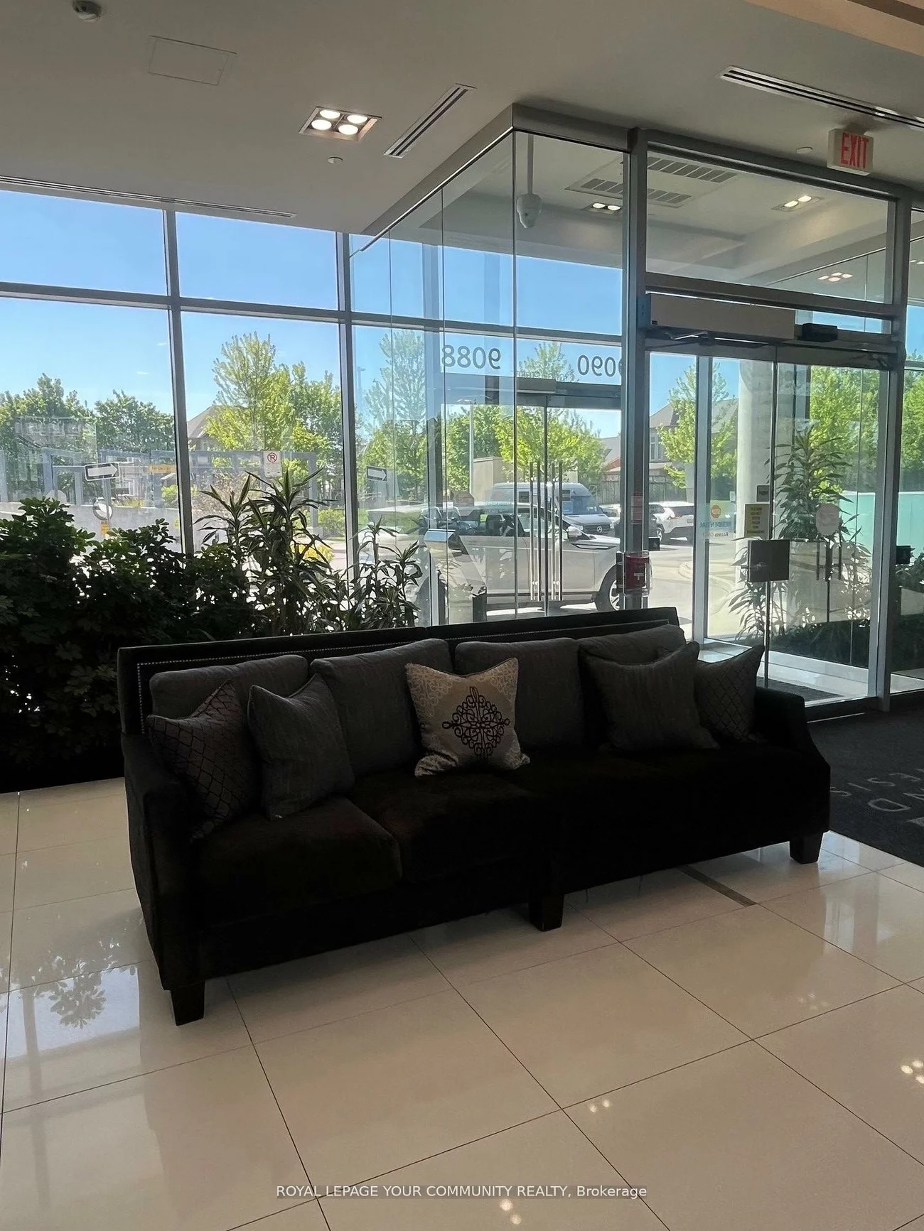 9088, Yonge, South Richvale, Richmond Hill