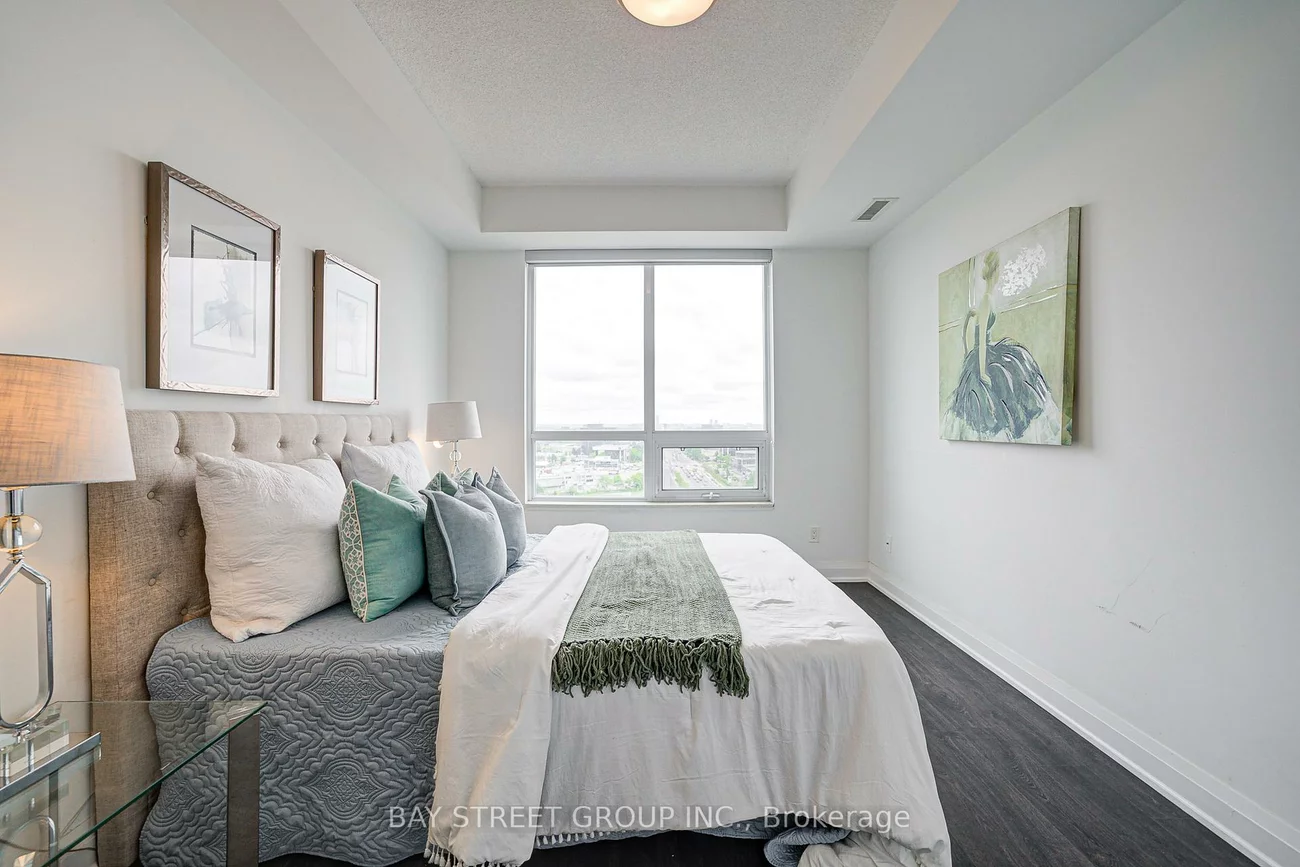 398, Highway 7, Doncrest, Richmond Hill