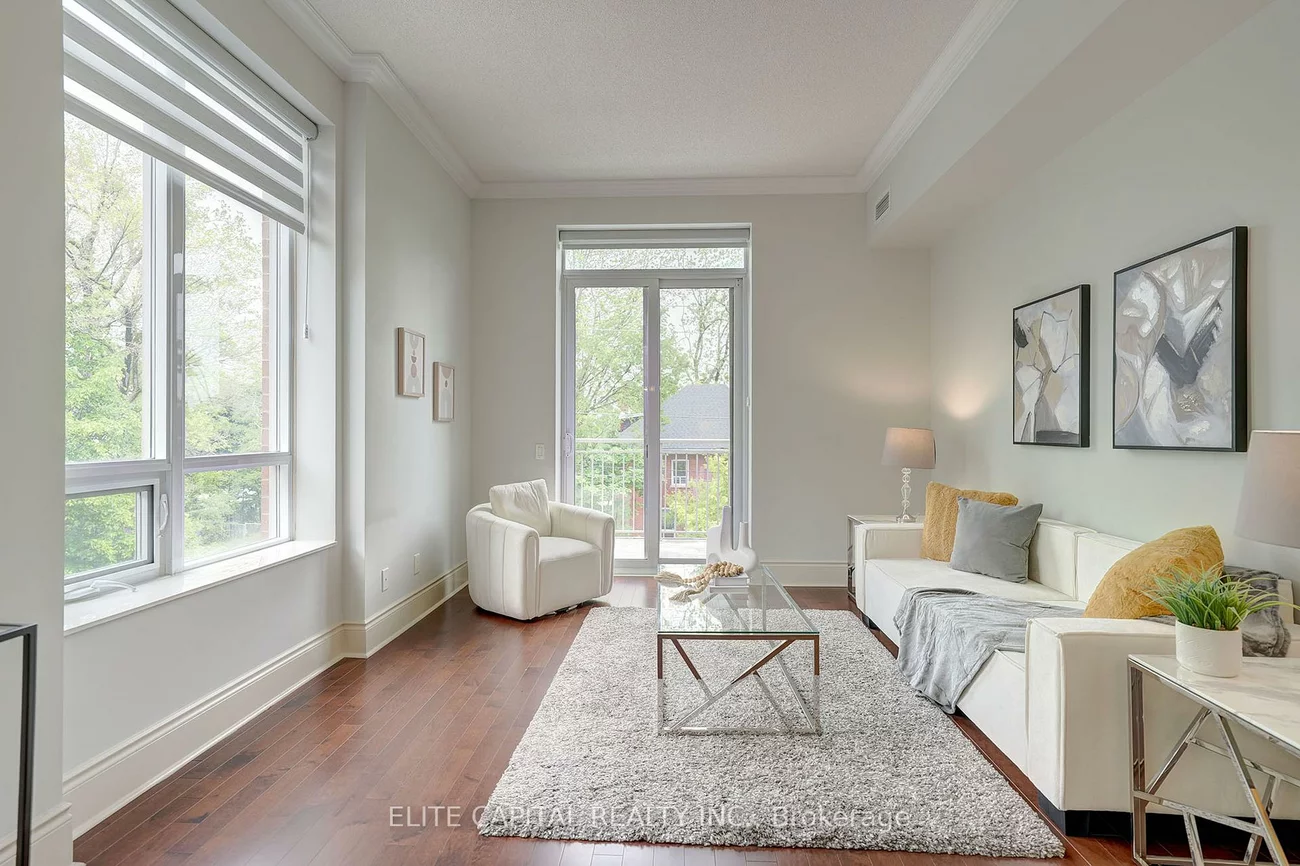 10101, Yonge, Crosby, Richmond Hill